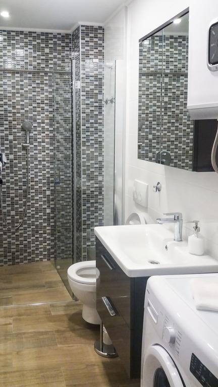 Dinghy Apartment Zadar Bagian luar foto